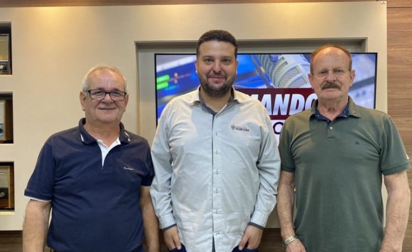 Presidente e Diretor Financeiro falam sobre valor arrecadado durante o Ritorno Alle Origini, Festa do Vinho e Bazar da Receita Federal Presidente e Diretor Financeiro falam sobre valor arrecadado durante o Ritorno Alle Origini, Festa do Vinho e Bazar da Receita Federal