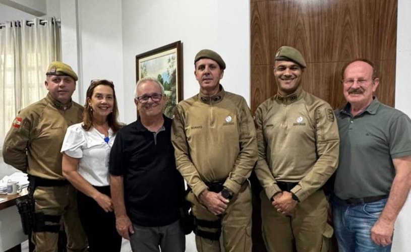 REUNIÃO COM A POLÍCIA MILITAR DE URUSSANGA REUNIÃO COM A POLÍCIA MILITAR DE URUSSANGA